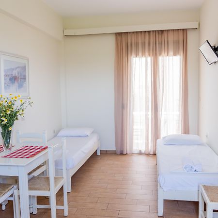 Almyra Apartments & Suites Sfáka エクステリア 写真