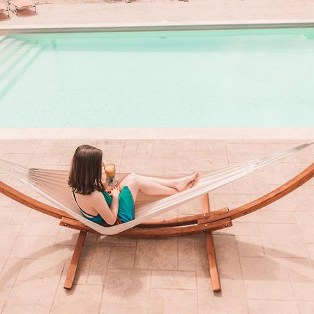 Almyra Apartments & Suites Sfáka エクステリア 写真