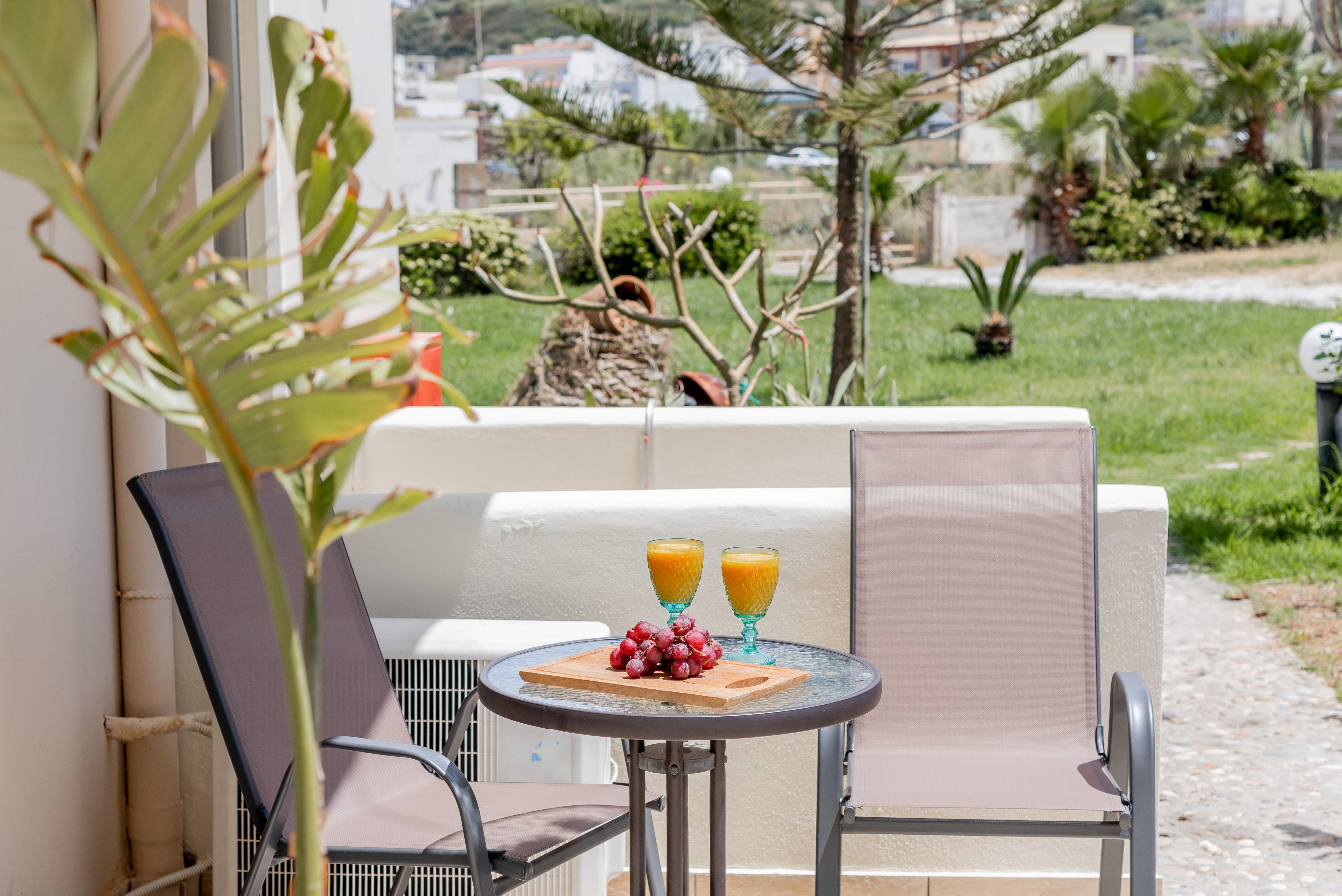 Almyra Apartments & Suites Sfáka エクステリア 写真