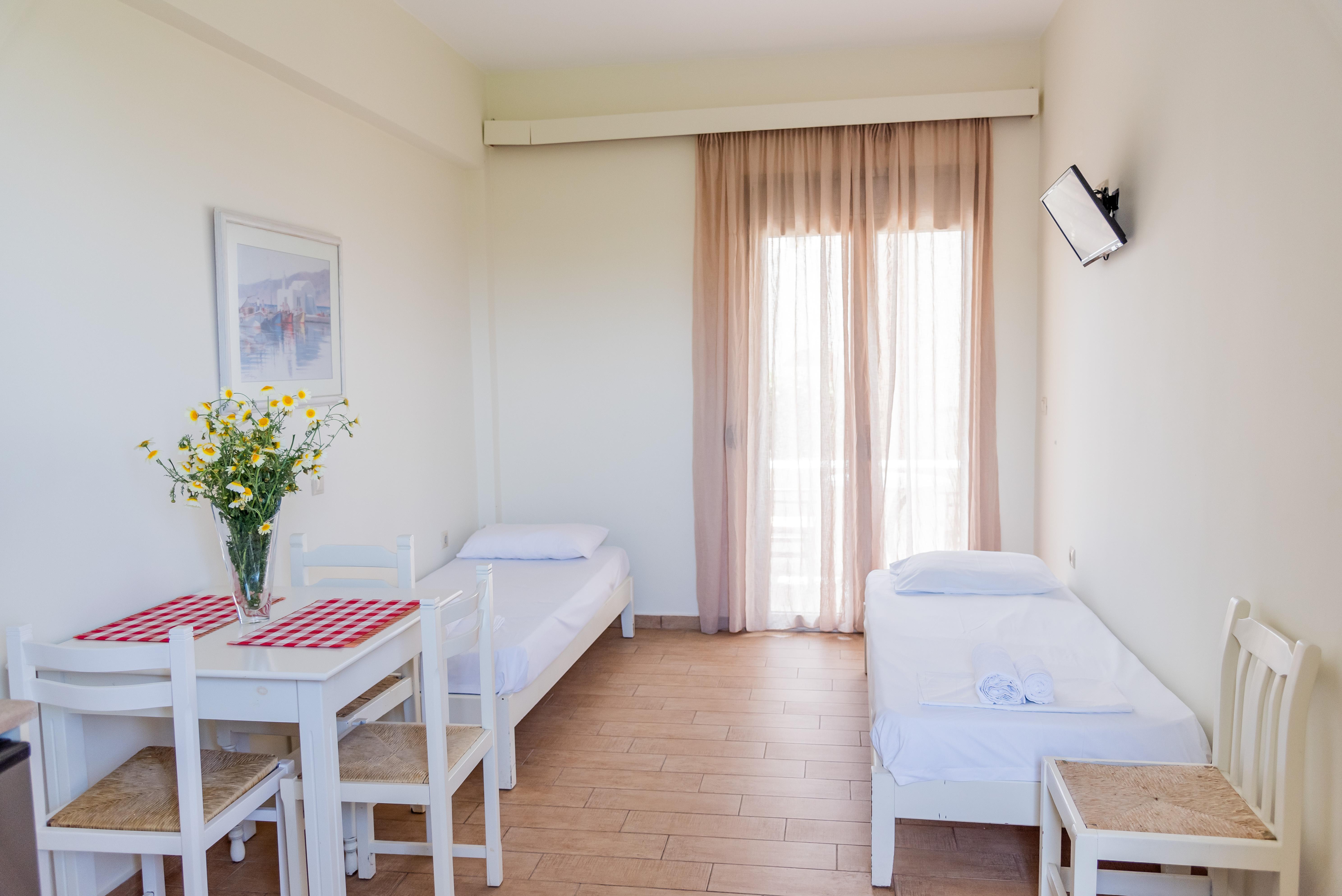 Almyra Apartments & Suites Sfáka エクステリア 写真