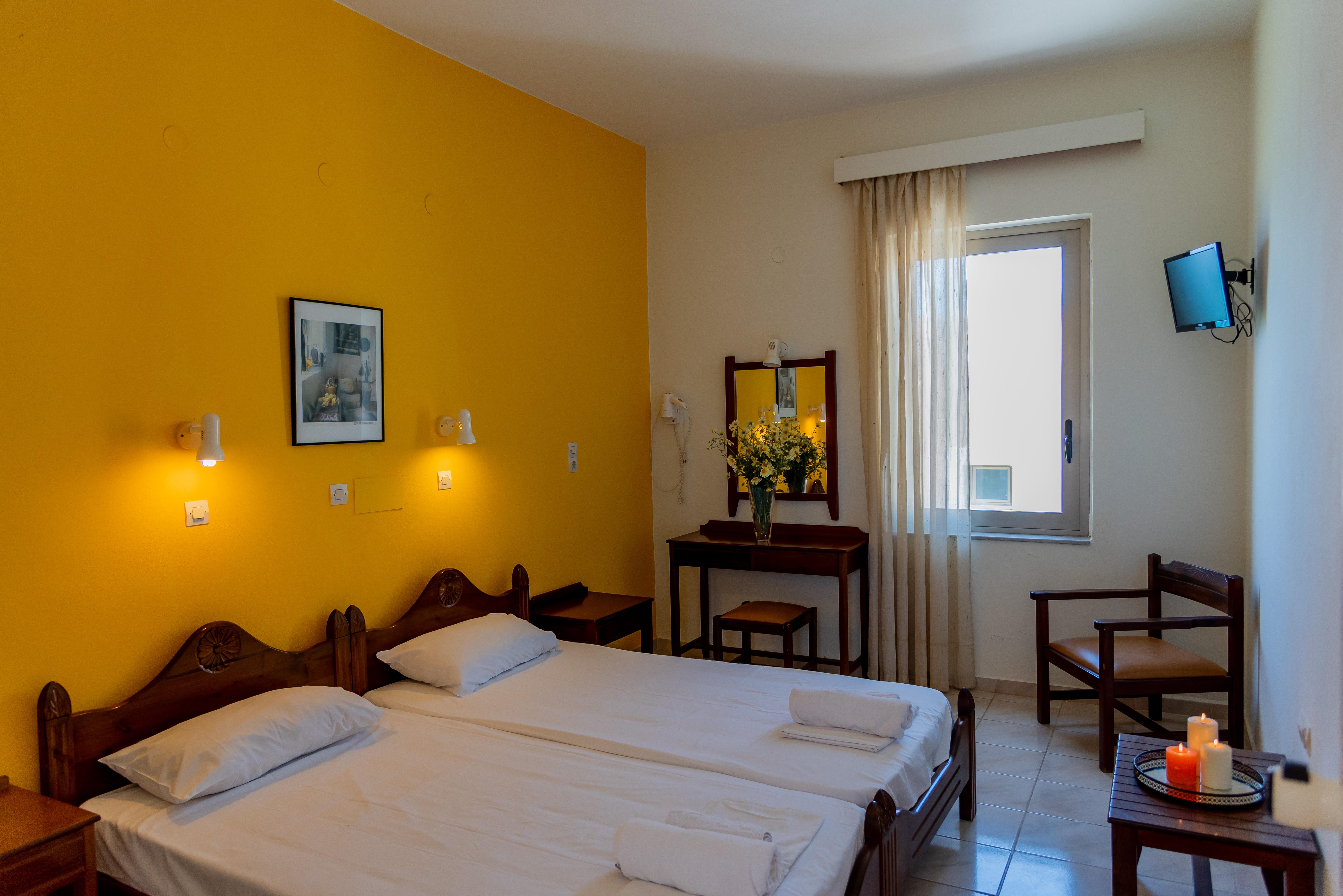 Almyra Apartments & Suites Sfáka エクステリア 写真