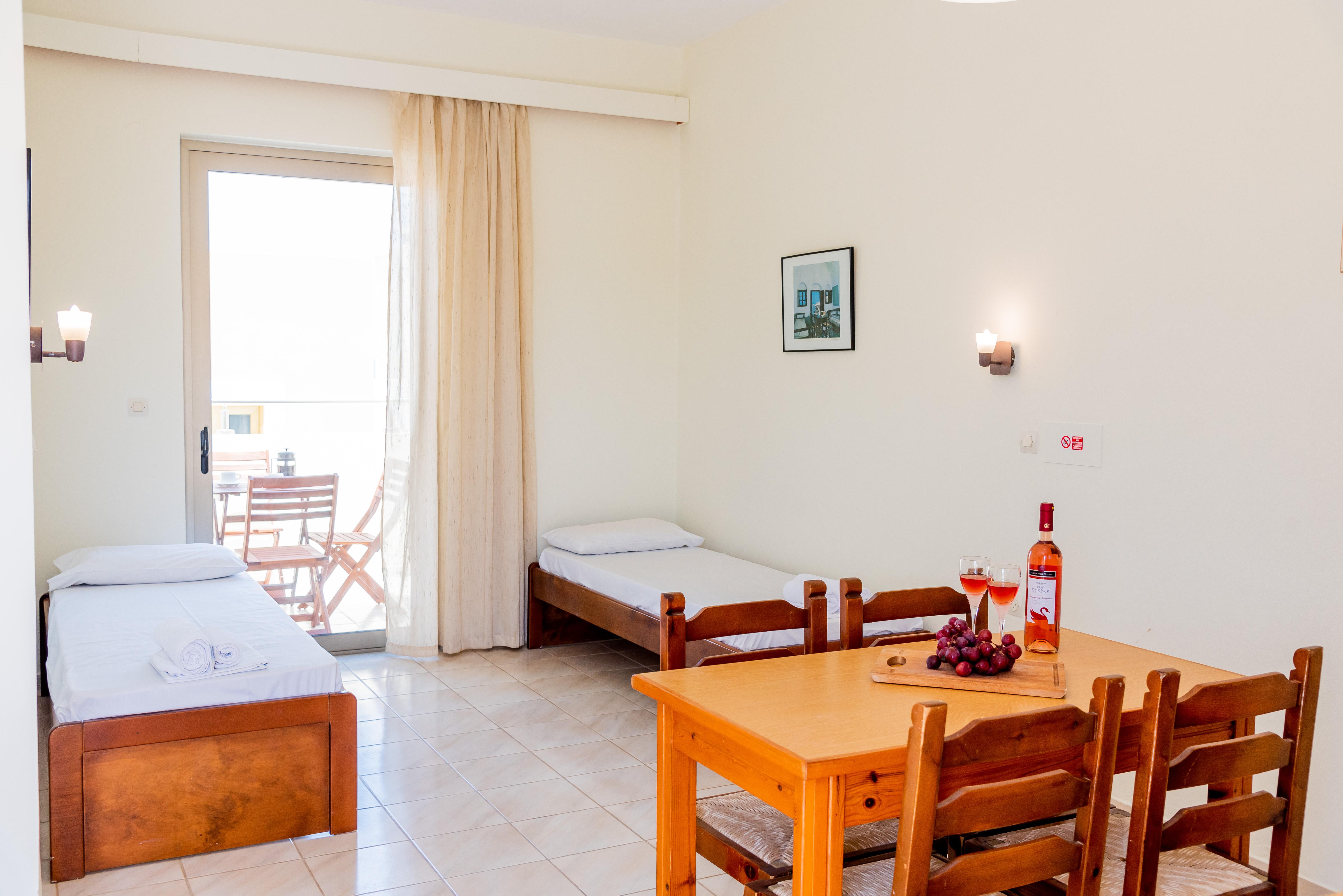 Almyra Apartments & Suites Sfáka エクステリア 写真
